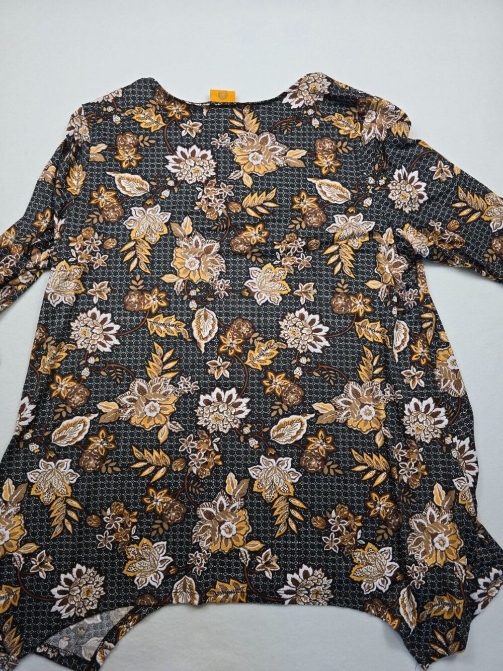 Ruby Rd. Woman Floral Tunic Top 2X 3/4 Sleeve Black/Yellow - Picture 5 of 5